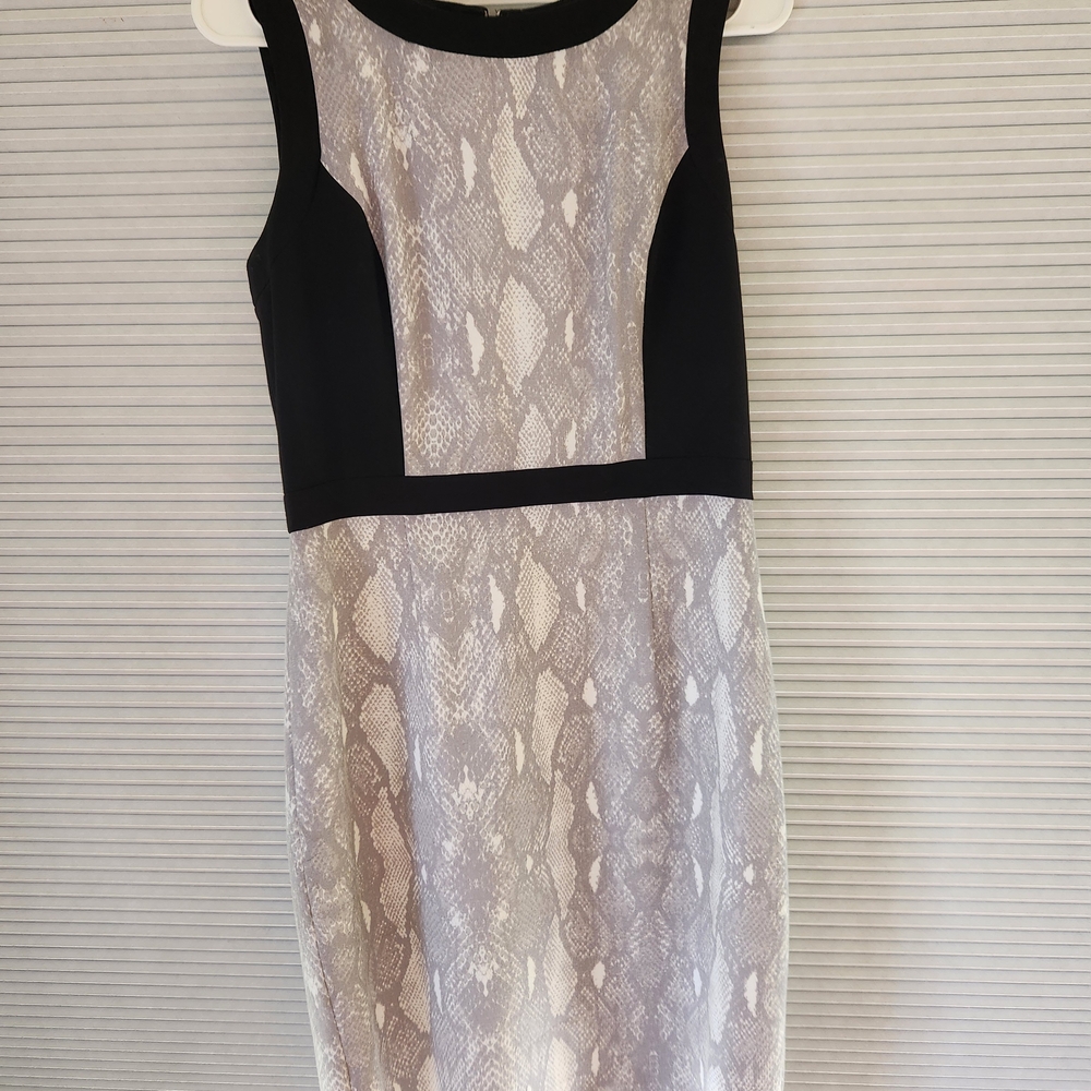 Women's Size 6 Calvin Klein Black and Gray Snake Print Pencil Midi Dress